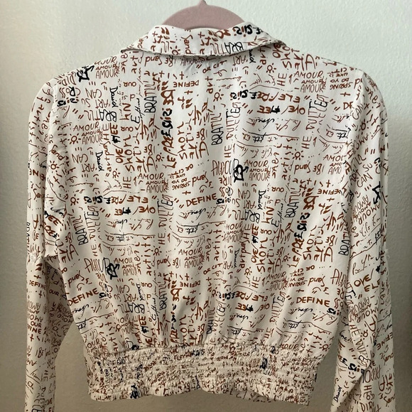 Cropped Long Sleeves Junior Medium Top Like New Condition - Picture 3 of 7